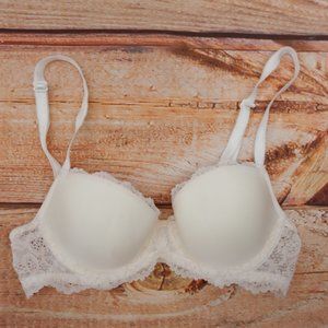 SOLD ✨New Dream Angels Lined Demi Sexy Lace Bra - 30B